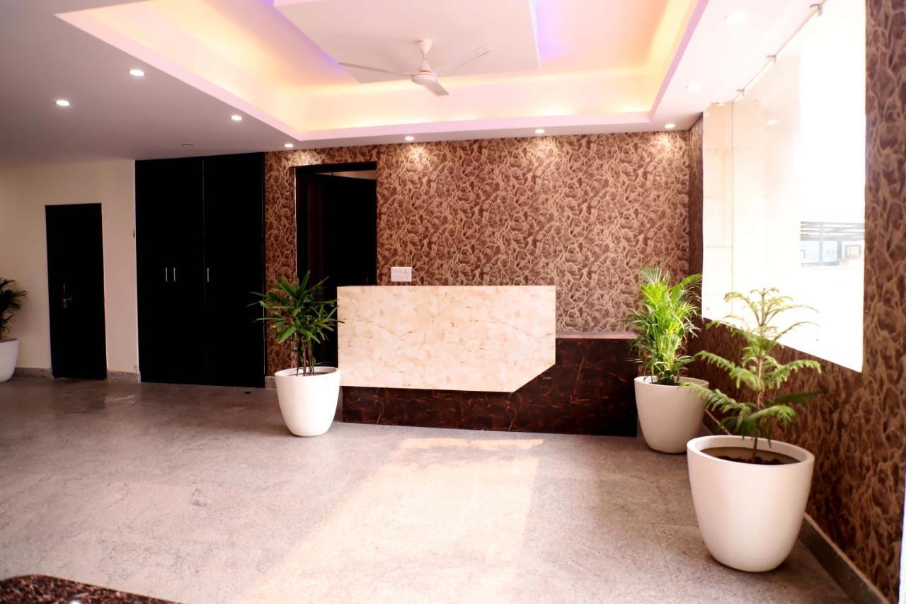 Lyf Corporate Suites - Noida Sector 19 Εξωτερικό φωτογραφία